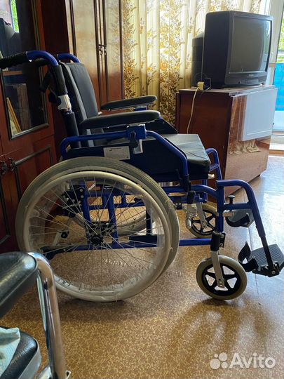 Кресло-коляска инвалидная (уличная) KY-874L