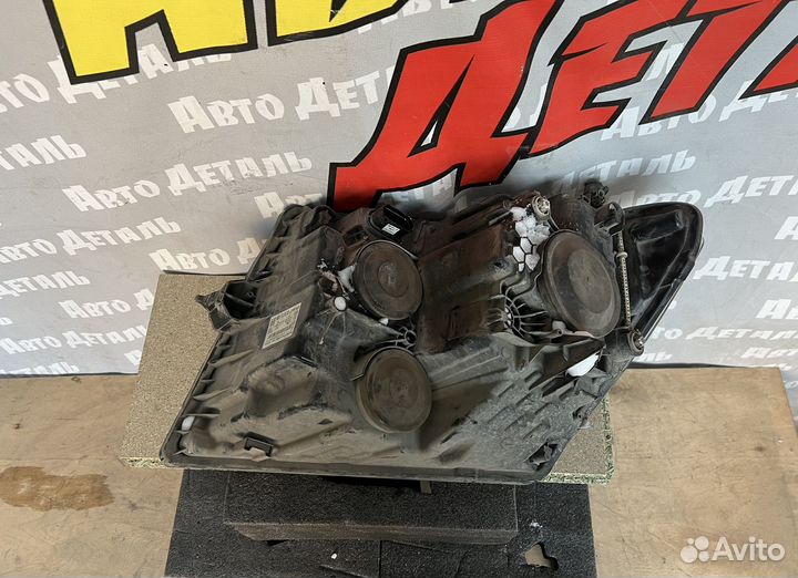 Фара передняя правая Volkswagen Crafter II