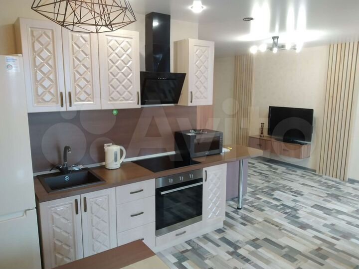 1-к. квартира, 42 м², 18/24 эт.