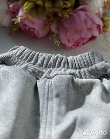 Спортивный костюм детский новый 100,110