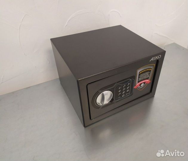 Пистолетный сейф с кодовым замком Aiko TT-170 EL