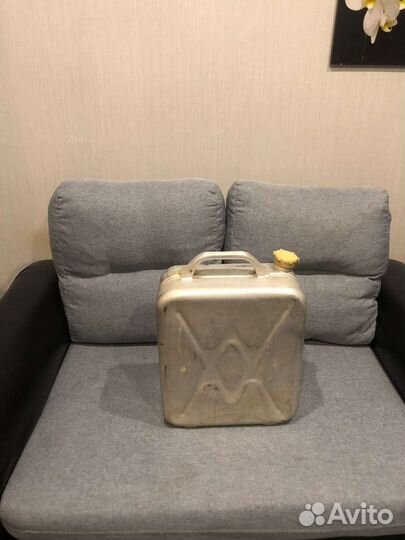 Канистра для бензина металлическая 20 литров