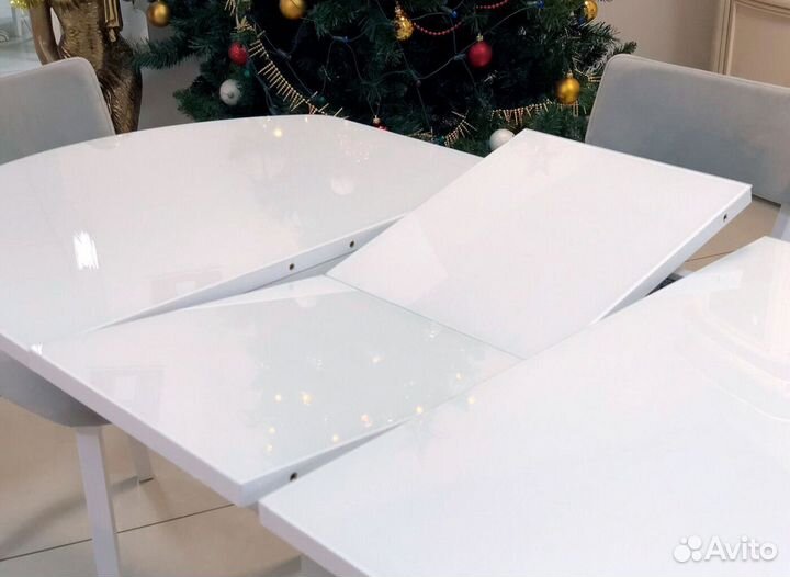 Кухонный стол