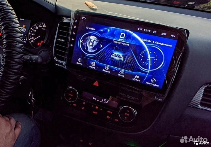 Магнитола Mitsubishi Outlander Premium