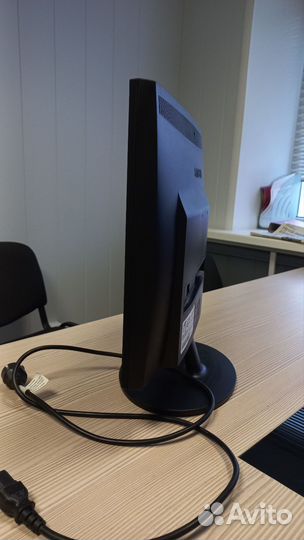 Монитор Samsung SyncMaster E1920NR 19