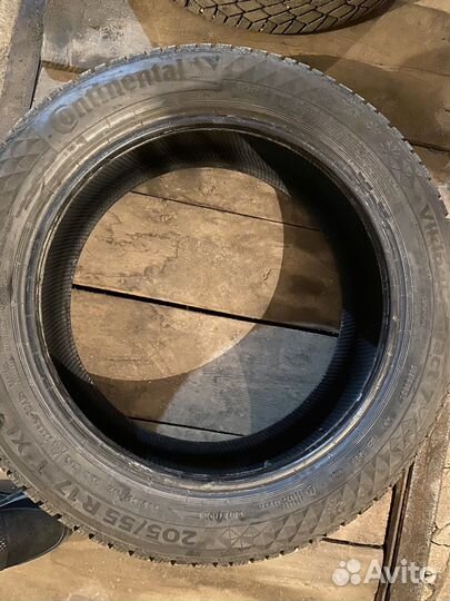Continental ContiVikingContact 7 205/55 R17 95