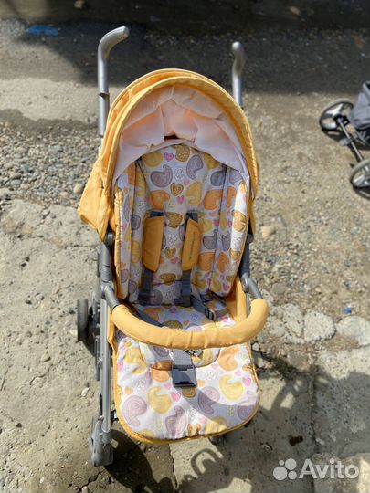 Детская прогулочная коляска