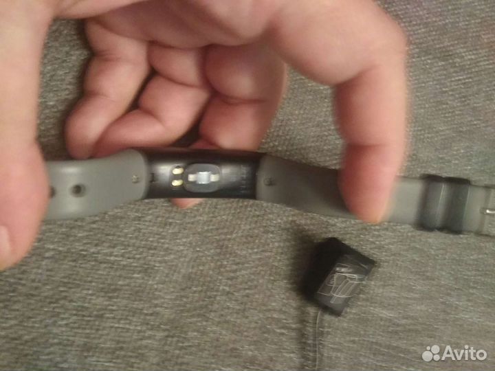 Фитнес браслет