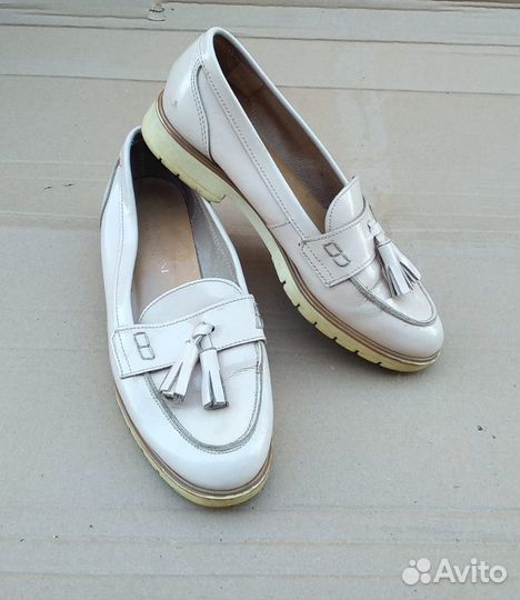 Женская обувь