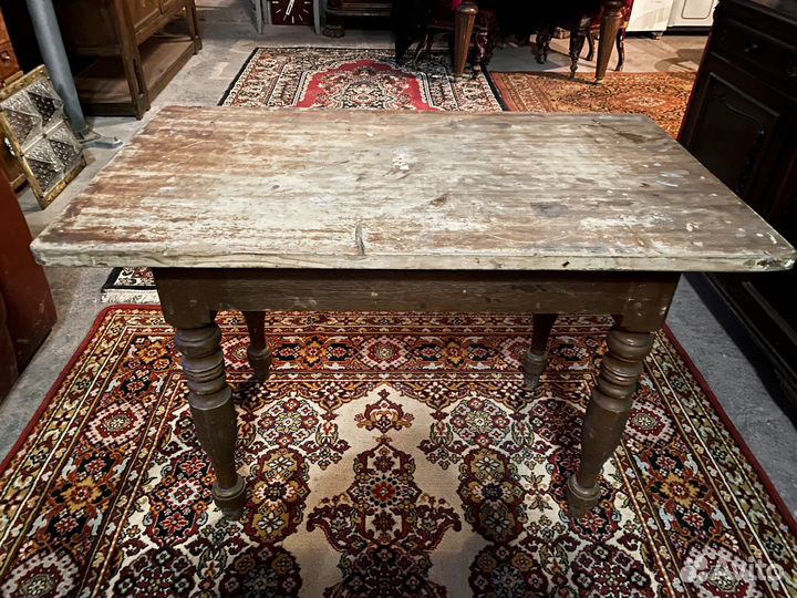Стол старинный