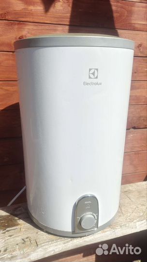 Водонагреватель накопительный electrolux