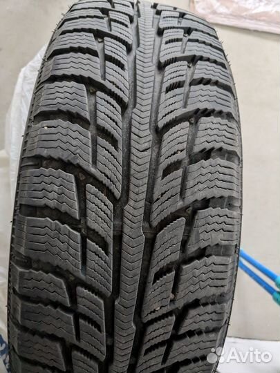 Bfgoodrich Winter T/A KSI 215/65 R17