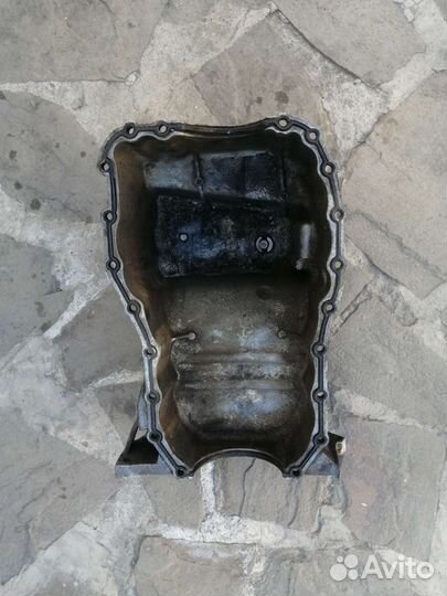 Маховик поддон Renault Logan 1.4