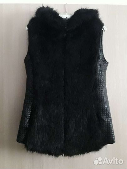 Меховая жилетка 42