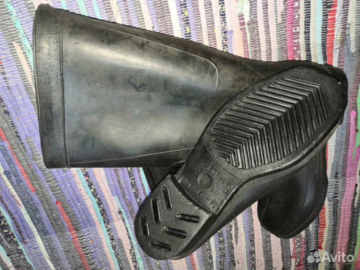 Сапоги резиновые для рыбалки и охоты