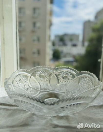 Хрустальная ваза