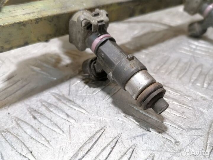 Форсунка двигателя Infiniti Qx 2004-2009