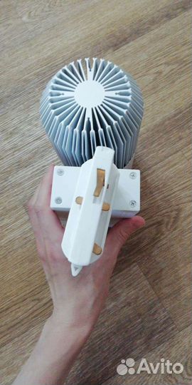 Трековый светильник новый selecta