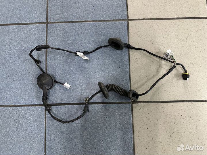 Проводка задней правой двери Киа Сиид Kia Ceed