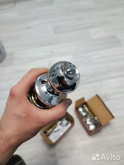 Новые дверные ручки