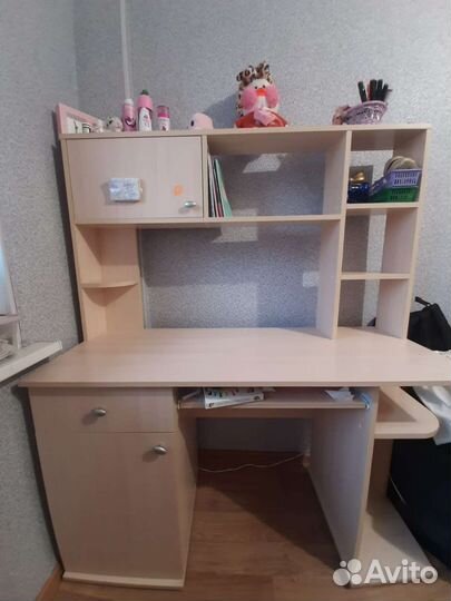 Компьютерный стол