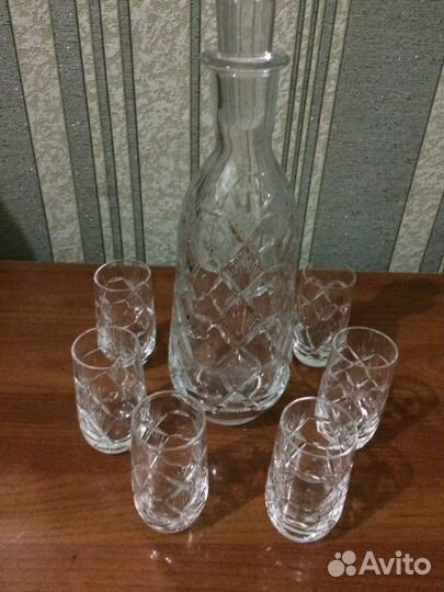 Графин хрустальный и 6 стопок СССР