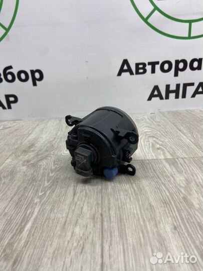 Фара противотуманная передняя Renault Megane 2