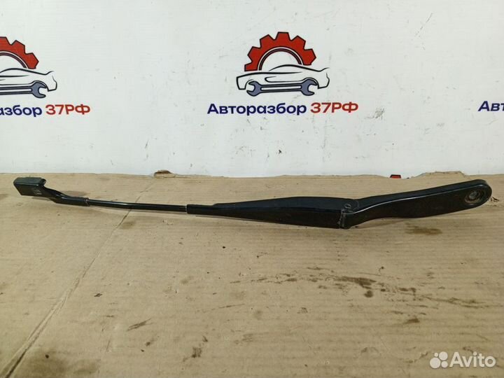 Поводок стеклоочистителя Volvo S40