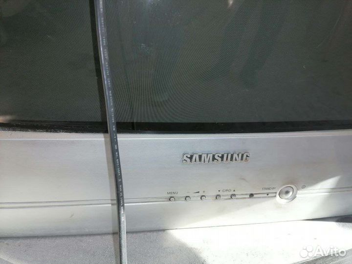 Телевизор samsung