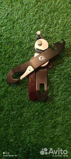 Спусковое устройство