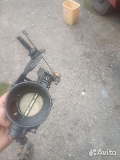 Ford focus 1.1.8 дросильноя заслонка