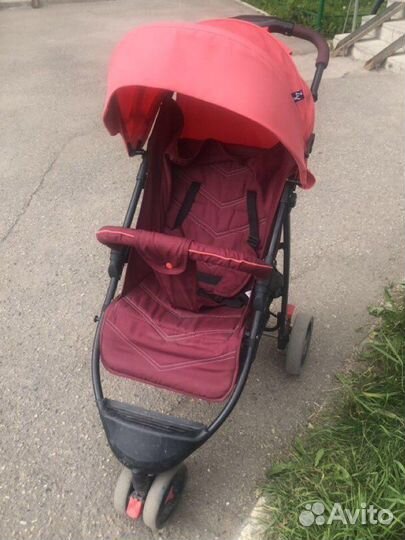 Прогулочная коляска