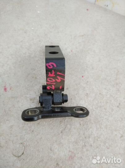 Петля двери передней левой верхняя Volvo XC90 2014