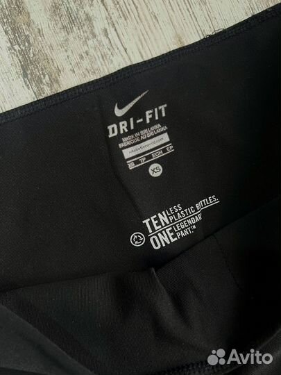 Леггинсы Nike женские