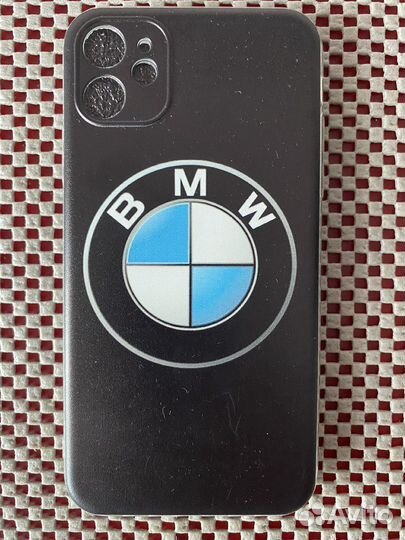 Чехлы для iPhone 11