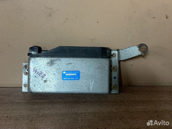 Блок управления ABS Ниссан A32 (4785043U00)