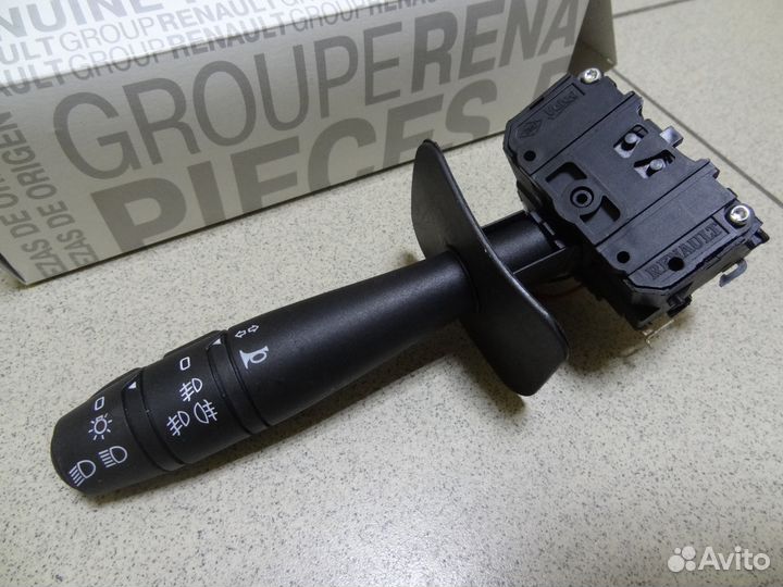 Переключатель света дворников Logan Largus Sandero