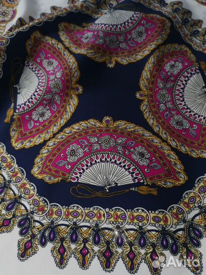 Neckermann шикарный платок