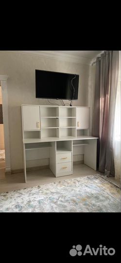 Детский письменный стол