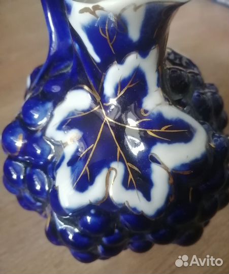 Графин Виноград