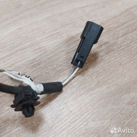 Датчик абс передний правый Mazda 3 BL 2009-2013