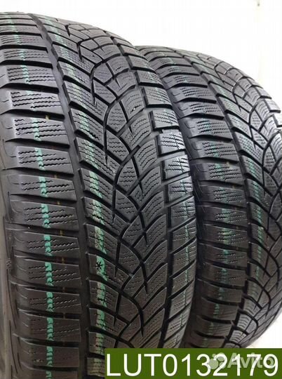 Goodyear UltraGrip Performance Gen-1 215/55 R17 98V