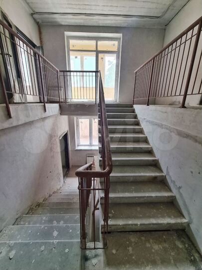 Двухэтажный офис с водой, 182.6 м²