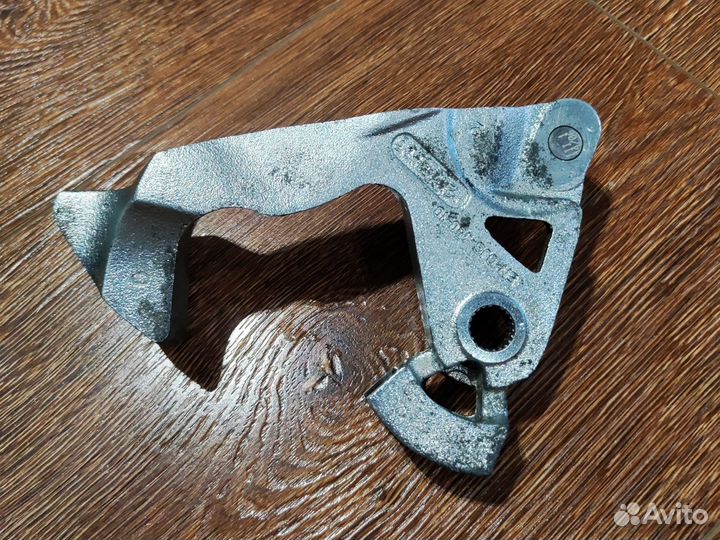 Рычаг переключения (маятник) кпп MQ350