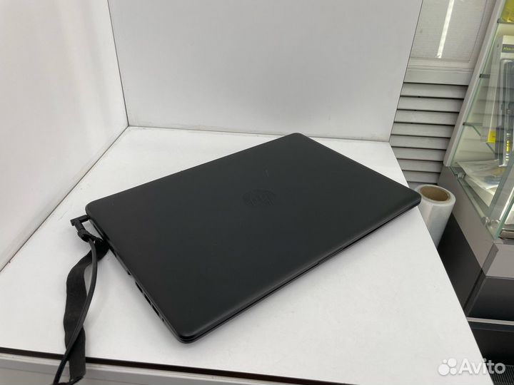 Ноутбук HP 15-bs129ur