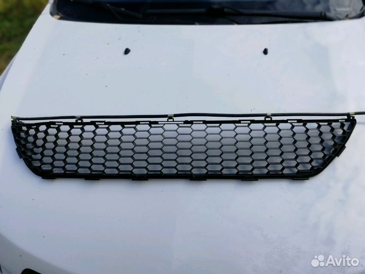 Решетка радиатора мазда 6