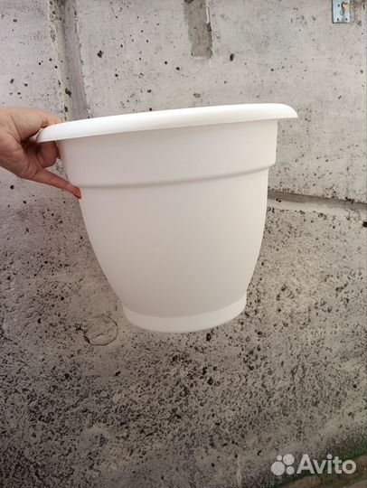 Кашпо с поддоном пластиковые