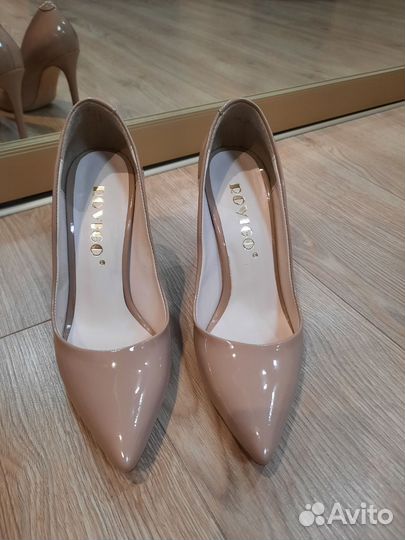 Обувь женская. Туфли 37 размер