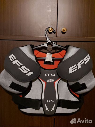 Нагрудник хоккейный