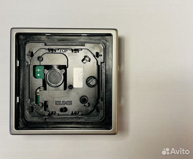 Датчик co2 KNX Jung